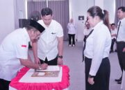 Bupati Bombana Teken Perpanjangan Perjanjian Kinerja PPPK 2025