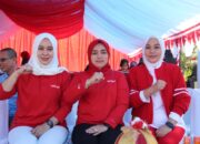 Ketua Persit KCK Cabang XLVII Kodim 1412/Kolaka Hadiri Panggung Kehormatan Lomba Gerak Jalan
